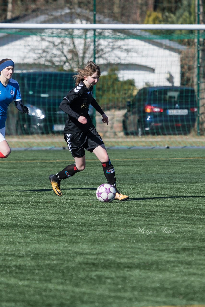 Bild 166 - B-Juniorinnen Halbfinale SVHU - Holstein Kiel : Ergebnis: 3:0